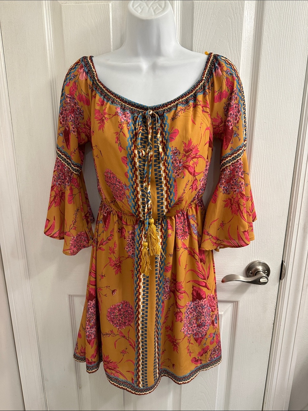JEALOUS Tomato Floral Off The Shoulder Mini Dress Bell Sleeves Size Small